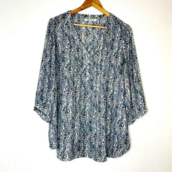 Rose & Olive Tops - Rose +‎ Olive Pintuck Blouse Blue Floral Top Womans Plus 1X Flowy Cottagecore